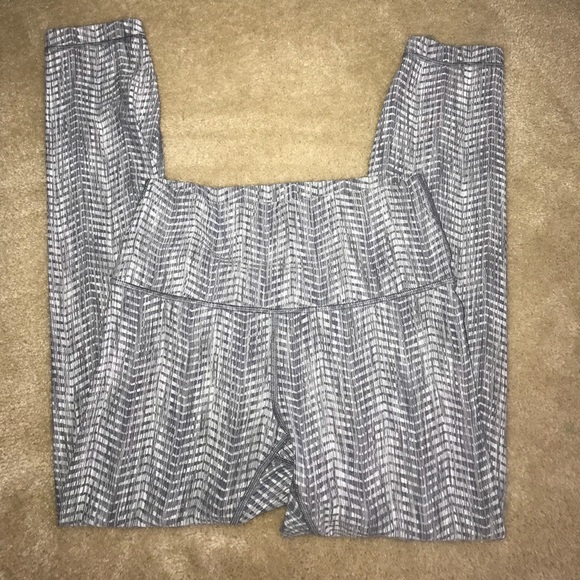 lululemon athletica Pants - Lululemon Wunder Under 7/8 Tight